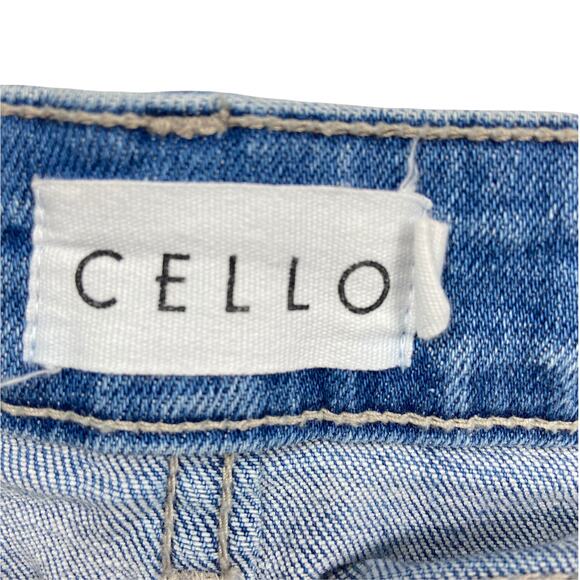 Cello Blue Stretch Distressed Cut-Off Shorts Size 7 - Picture 5 of 7
